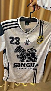 เสื้อกีฬา ลาย สิงห์   แขนสั้น คอกลม พิมพ์ลายทั้งตัว   ผลิตจากผ้าไมโครสปอร์ต ชนิดพิเศษ ใส่ได้ทั้งชายและหญิง ขายดี