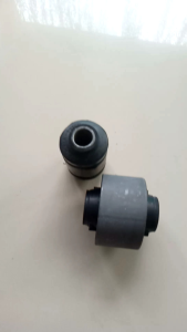 BUSHING SAYAP BUSHING ARM DAIHATSU GRAN MAX BESAR DAN KECIL