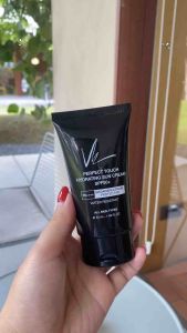 VIE Perfect Touch Hydrating Sun Cream SPF50+ PA++++ 50ml. ครีมกันแดดทาหน้า ผิวแพ้ง่าย