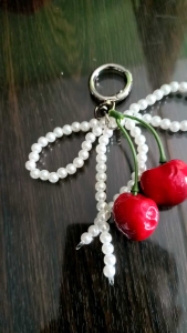 Gantungan Tas hiasan tas mutiara pita dengan ring buka tutup (Premium)