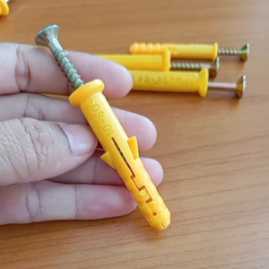 F44 พุกพลาสติก+สกรู หลายขนาด