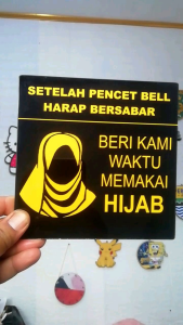 SIGN BOARD Setelah Pencet Bell Harap Bersabar Bahan Akrilik Indor Atau Outdor