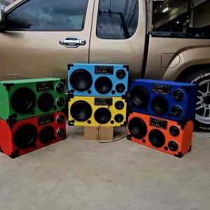 ลำโพง 3 ทาง สามารถเชื่อมต่อ Bluetooth/ USB/ aux ดอกซับ 8 นิ้ว(1ดอก) ดอกกลาง 6.5 นิ้ว(1ดอก) ดอกแหลม 4 นิ้ว (2ดอก) หุ้ม pvc สีน้ำเงิน ใช้ได้ทั้งไฟบ้าน/12v. (สินค้ามีรับประกัน) หากเสียหายเคลมให้ครับ