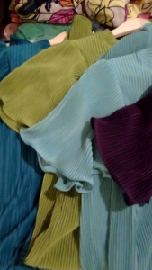 เดรสพลีทยาว สีพื้น แบบเรียบหรู ลายกราฟฟิคสวยๆ ตัดเย็บเรียบร้อย