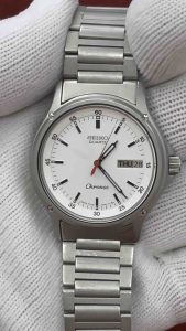 ไซโก้ Chronos Quartz Cal 7433 นาฬิกาผู้ชายมือสองของแท้ รับประกันหลังการขาย 3 เดือน