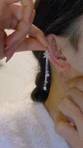 (Bebas beli 2 dapat bonus) A152 COD Anting bunga juntai warna sliver mewat titanium original Korea