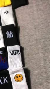 Kaos Kaki Oldschool Motif Merk Skate Panjang - Hosela Project