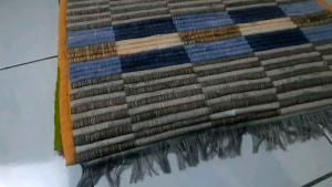 Keset Tenun Sumbu Menyerap Air