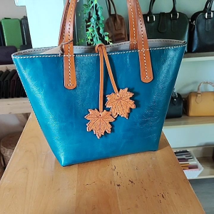 กระเป๋าแฮนด์เมดหนังแท้ กระเป๋าตัวเลือกหนังแท้ กระเป๋าถือ กระเป๋าผู้หญิง