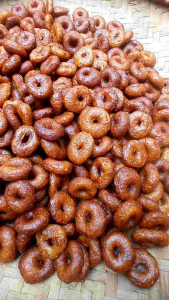 Kue ali agrem gula merah khas Nusantara