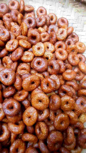 Kue Ali Agrem Gula Merah Mini: Kue Tradisional Indonesia yang Cocok untuk Acara