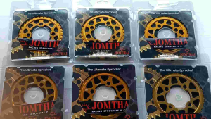 NOVADASHSONICLS125BEATTENASMILECELA(420)38T พระอาทิตย์ที่ตั้ง 420 สมินที่ 38 ต่อล้าน (สีทอง)