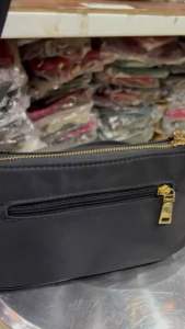 💓 กระเป๋าสะพายสายยาว ขนาด 9"นิ้ว CHALITA รุ่น : PD-88090 มีหลายสี✔️