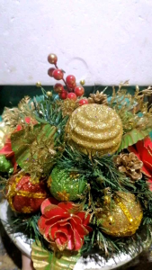 Christmas Center Piece. L 40cm. *W23cm *H 20cm.