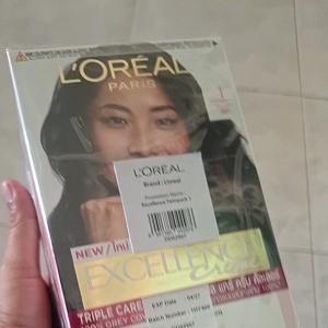 Loreal Cat Rambut Excellence Creme Black 1
