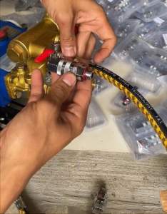 Khớp Nối Nhanh Tự Gài 1/4 Chống Xoắn Dây Ren 14 Inox Cao Cấp Cho Máy Rửa Xe Máy Phun Thuốcc Hàng Cao Cấp