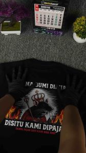 KAOS DIMANA BUMI DIPIJAK by MarkasKaos.id / Kaos Kata Kata / Kaos Keren / Kaos Distro Premium / Kaos Pekerja Keras / Kaos Profesi Keren / Kaos Pria Wanita / Kaos Cotton Combed 24s