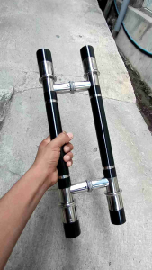 Handle pintu kaki baut tembus model barbel hitam glossy panjang 45cm dan 60cm berbahan stenlistell