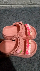 sandal slop cewek  anak balita berkarakter perempuan sandal bandua labubu sandal kepang jelly labubu sandal anak lucuu kekinian Fashion Sepatu Anak-Anak Wanita