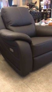 Brisbane GENUINE Thick COW LEATHER H/L Recliner SOFA. Available in  Manual / Power ( Auto ) on Merdeka SALE EXPORT SERIES !! GENUINE THICK COW LEATHER (SOFT & DURABLE ) HEAVY DUTY RECLINER MECHANISM COMFY CUSHIONS FINEST WORKMANSHIP !!