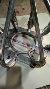 trụ đèn cổng sắt