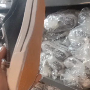 sepatu prepet pendek sol kuning TK.Sd.SMP barang pabrik