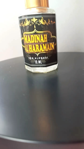 Parfum Shalat Madinah Al Haramain pria dan wanita Non alkohol