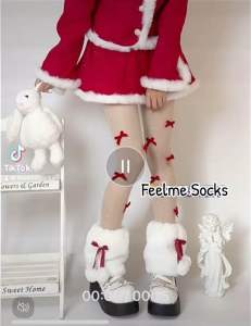 Warmers Fur Leg: Penghangat Kaki PomPom & Aksesoris Lolita Y2K