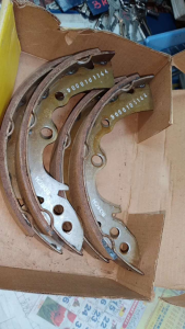 Bosch Brake Shoes Rear Mazda 323(1976-1980)Mazda 626 Capella (1978-1980) 1set/Bosch Brek Kasut Belakang Mazda 323626 Capella (1978-1980) Germany