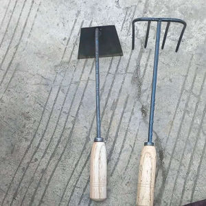 GARUKAN SAMPAH DAN CANGKUL MINI ( 1PAKET )