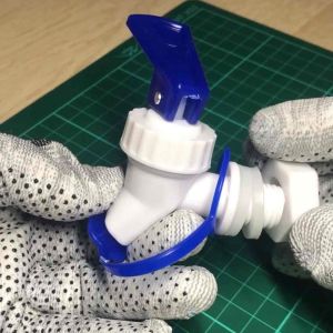 หัวกดน้ำ 16 mm ก๊อกน้ำดื่ม พลาสติก ครบชุด สำหรับถังน้ำดื่ม