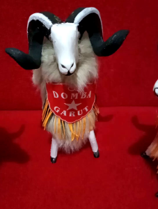 miniatur mainan domba jantan garut