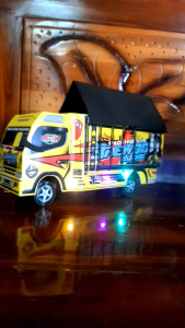 Miniatur Truk Oleng Mainan Anak Ful Lampu Kelap kelip Harga Murah