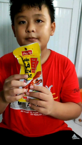 Combo 10 gói chân gà cay Hey Yo - Sản xuất tại Việt Nam