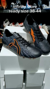 sepatu bola ortus volt hitam oren