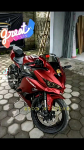 Stiker Oksida PET: Desain Unik & Tahan Air