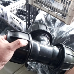 Sambungan Pipa HDPE Equal TEE Ukuran 75mm atau 2 1/2 Inch