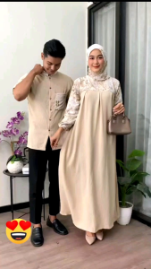 tampil trandy bersama pasangan di lebaran 2025  pakaian couple terbaru set hijab wanita pria baju couple lebaran 2025 set hijab