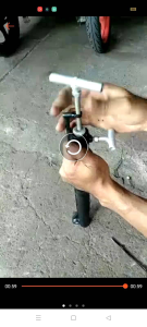 Dua Alat Buka Pasang Per/Kuncian Shock Breaker Depan Belakang Motor