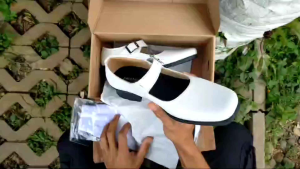 Sepatu Pantofel Kerja Wanita Putih Polos Hak 3cm