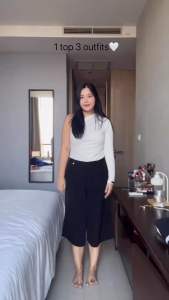 KNS Tilt top - เสื้อปาดไหล่ จับจีบเอว ผ้าคอตตอน