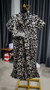 ชุดเซ็ตฮาวายขาม้าลายเสือเด็กผู้หญิง