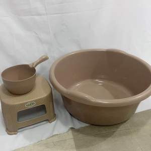Jumbo 24 inch Round Wash Basin Palanggana With Tabo And Stool