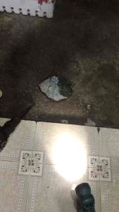 Đục bê tông Bosch GSH 388 điện 100v mũi 17mm hoạt động OK nặng 5kg dây nguồn dài không mũi. Không bảo hành