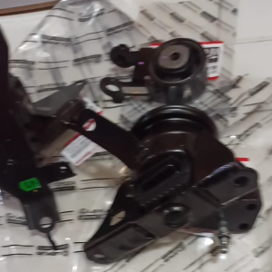 Set Engine Mounting Baru Vios Yaris: Aksesoris Mobil Otomotif