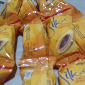 Silka papaya 65grams Whitening soap by 4s
