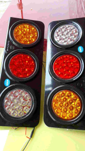 Đôi đèn led hậu 3 ngăn xe tải 12v - 24v  đèn lái sau xe tải 3 ngăn  led mooc cao cấp sd 2008 đèn lái sau