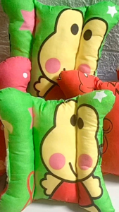 promo bantal stang motor empuk coco untuk anak di pasang di motor anda menjaga anak anda ketika di bonceng di depan/ bantal stang motor karakter murah/ bantal stang motor karakter jumbo empuk/ bantal stang motor karakter lucu/ bantal stang motor jumbo