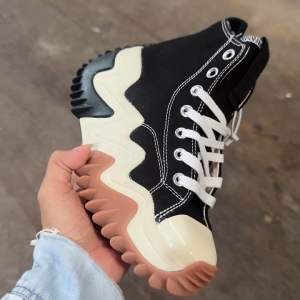 Canverse Ran Star Motion รองเท้าผ้าใบมีไซร้36-44มาพร้อมกล่องใบเสร็จ