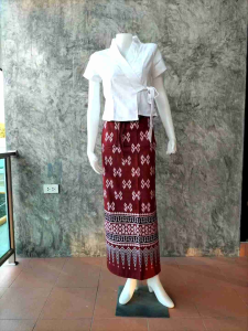 ชุด เสื้อ ผ้าถุง ผ้าฝ้าย ชุดพื้นเมือง ราคาถูก พร้อมใส่ ม่วง ฟ้า ชมพู แดง ขาว